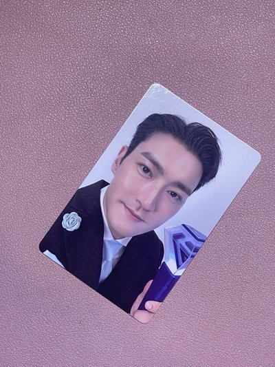 SuperJunior 始源手燈卡