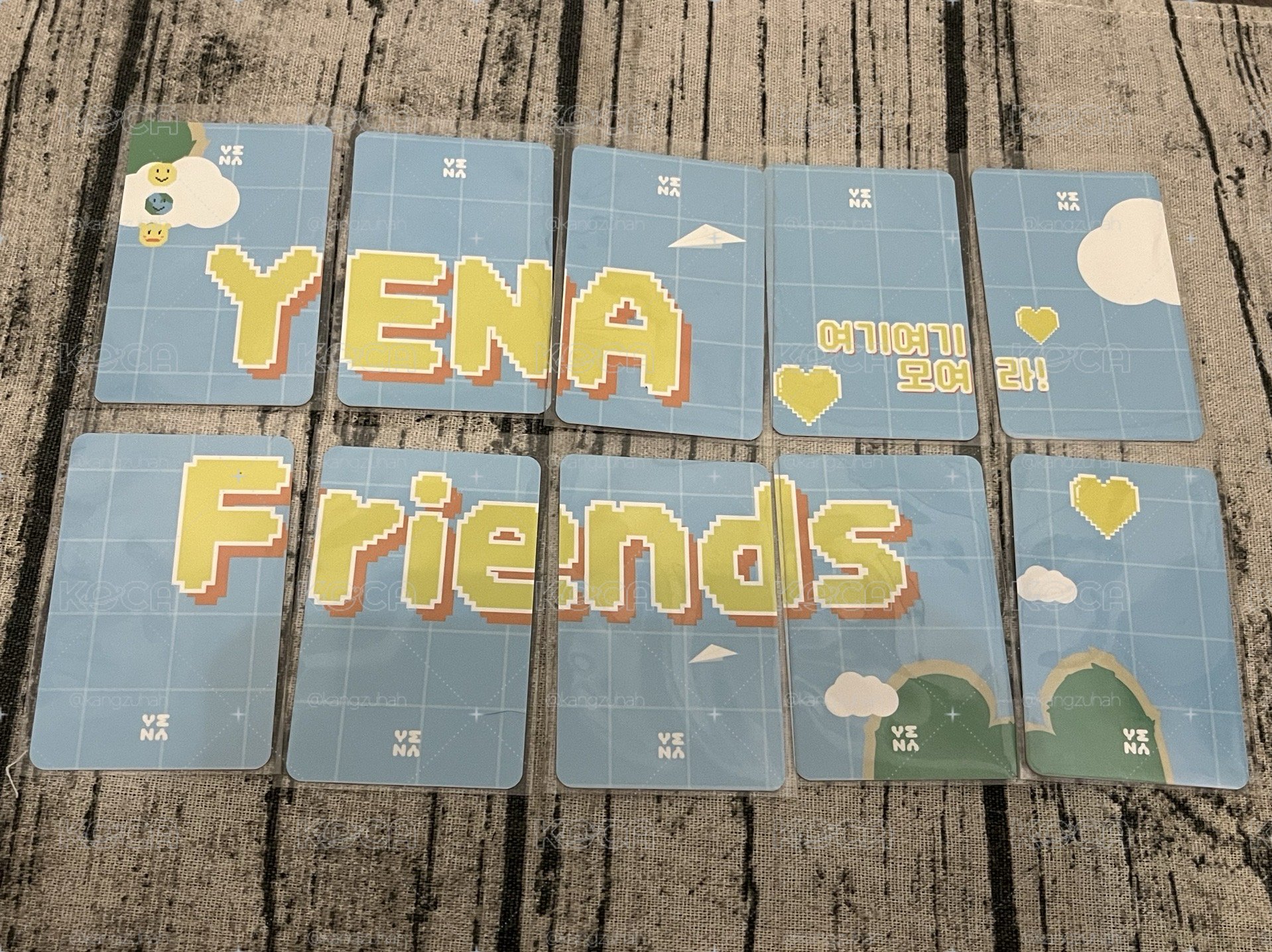 YENA YENA Friends 1st Fan Meeting隨機卡