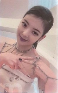 GUESS WHO 新那拉 特典卡 