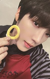 正規一 km 簽售卡 