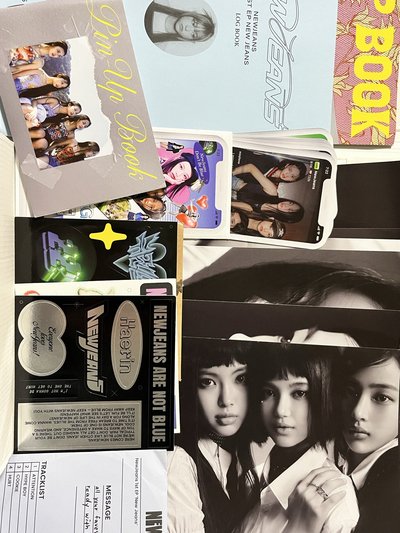 NewJeans貓藍書 空專+包專CD、小pb（請先看詳細內容！）