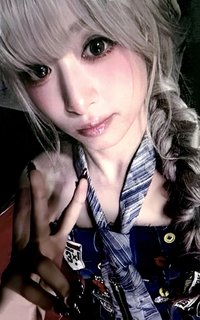 WE GO UP 上海快閃 滿額卡 