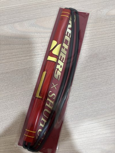 刷代言手幅 Skechers 