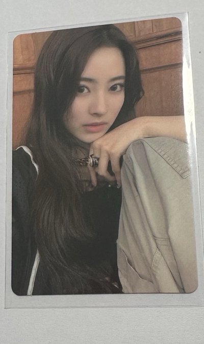 MEOVV 迷一 專輯卡 ver.Grill