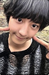 UPSIDE DOWN 專輯卡 