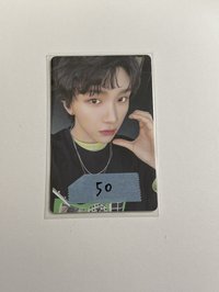 黑衣臉頰愛心鶴