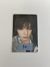 黑髮順毛臉頰痣涵