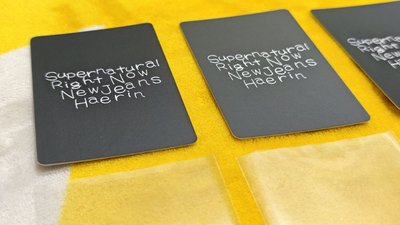 NewJeans 二週年紀念特典 日本限定閃卡 - Haerin諧潾貓貓