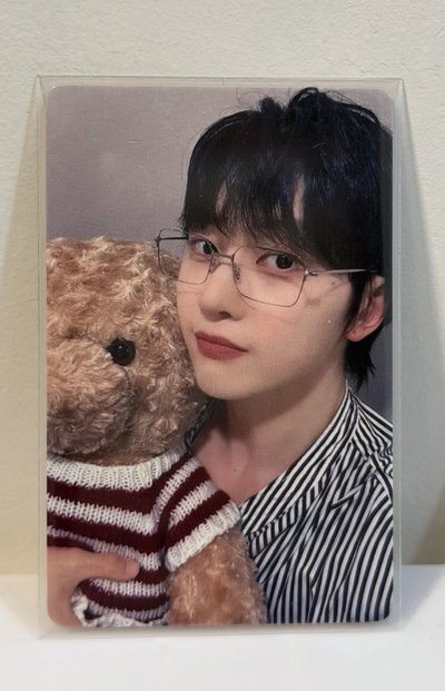 現貨/迷四 yzy 特典卡 抱熊（石馬修🐻）