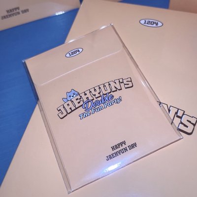 明宰鉉生日卡包未拆