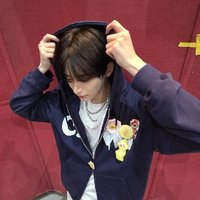 유니