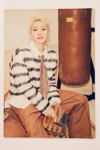 HOLIDAY 隨機卡 52