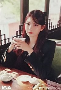 STAYC周庄 明信片 茶煙入巷A