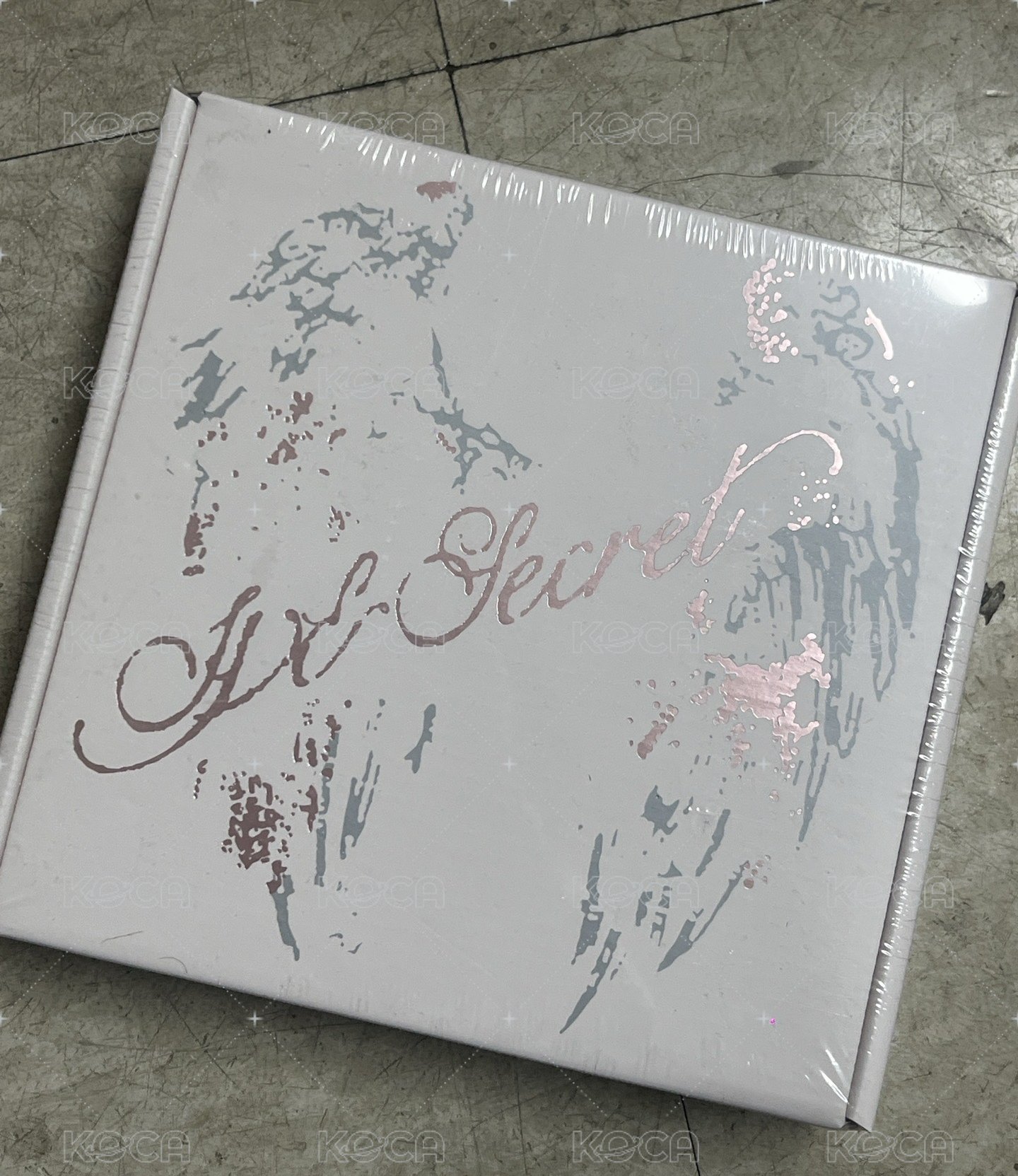 SECRET LOVED IVED 專