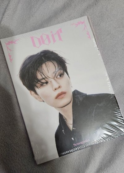 skz 2026年曆+四張玟特典