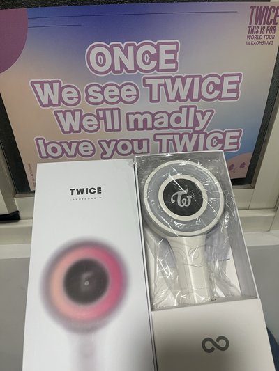 Twice手燈［高雄場使用一次］
