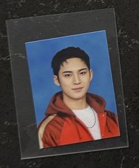 奎25克拉島證件照