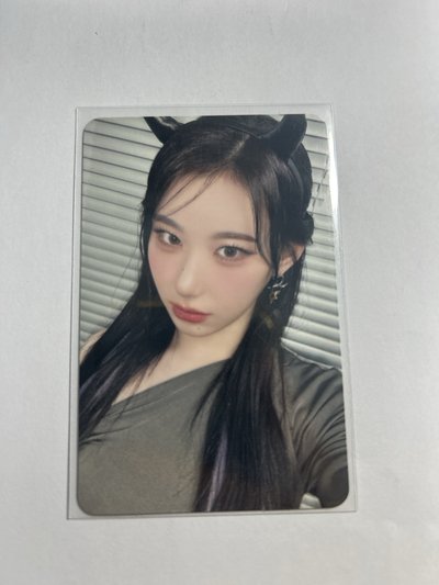 itzy 彩領 惡魔 