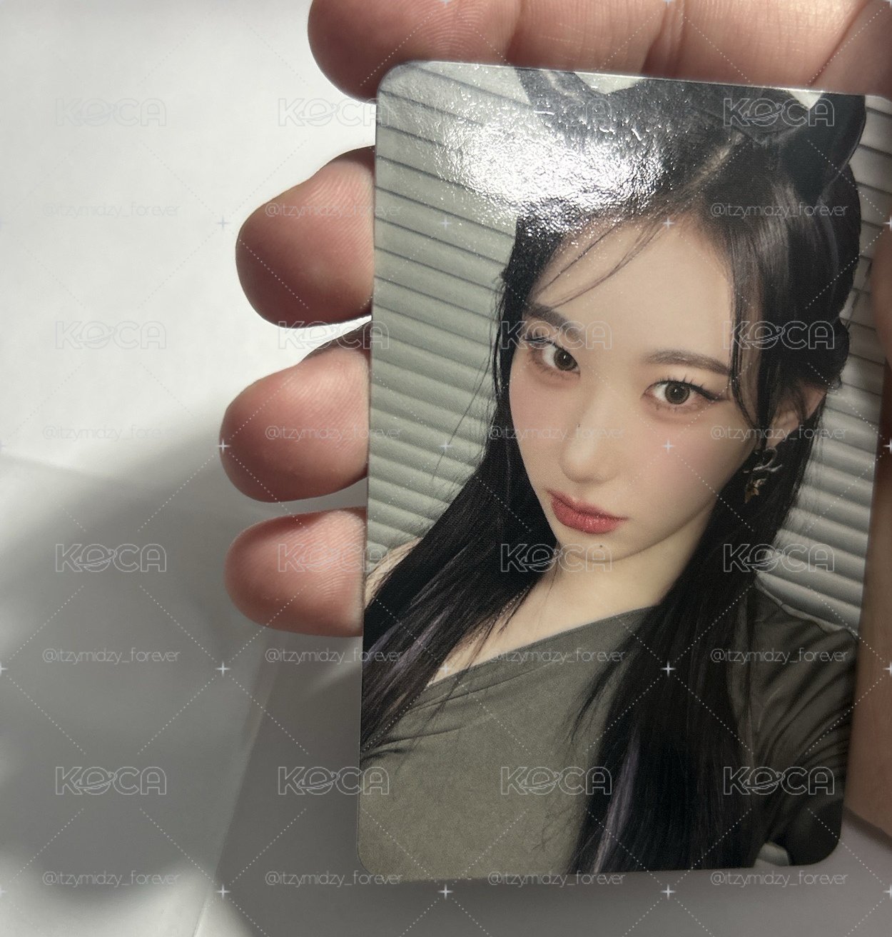 itzy 彩領 惡魔 