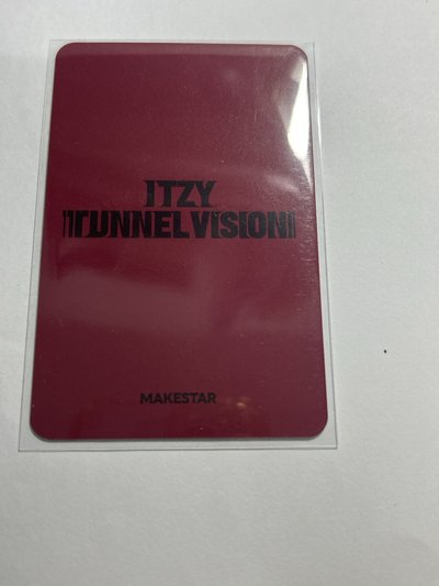 itzy 幸運卡 彩領