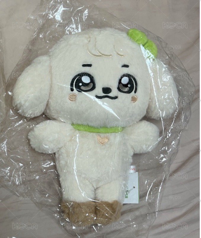 YUJIN  MINIVE  30cm 大娃