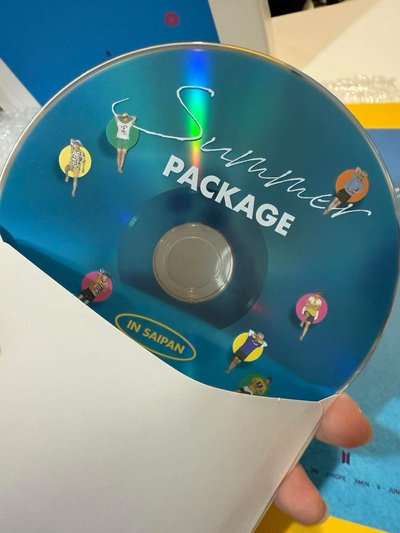2018 BTS Summer Package 夏日寫真 夏寫