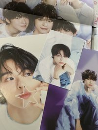 全員海報+個人海報兩張+明信片