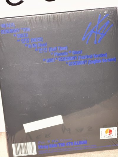 Stray Kids—KARMA （The 4TH ALbum）