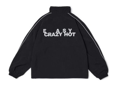 LE SSERAFIM世巡外套