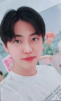 Hello Future yzy 簽售卡 