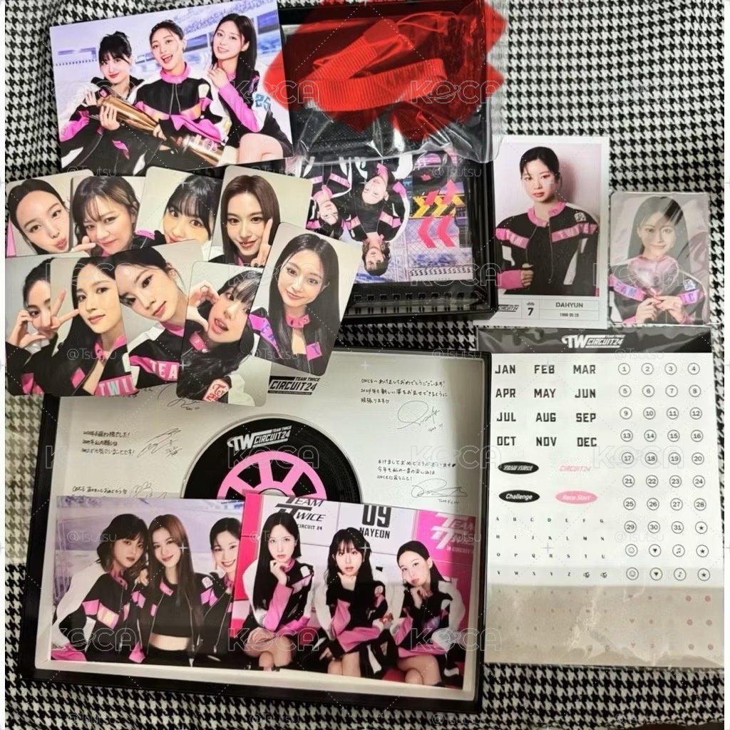 （全套現貨含子瑜特典）日本 年曆 TWICE 2024 小卡 子瑜 紗夏 多賢 momo Mina 機車彩