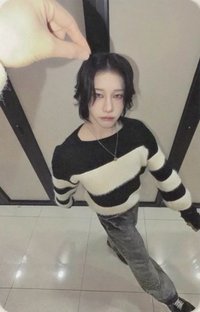 UXLXVE Rising-star 7.0 簽售卡 