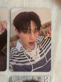 尹起昊（有一眼微小損）