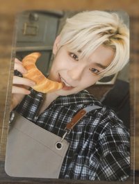  牛角麵包 ver. - Taerae 