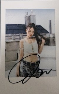 正規四 yzy 復刻拍立得 1.0 簽售卡 