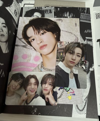 出道專特別版 已拆全專 配置如圖