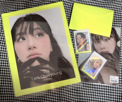 (現貨有特典）Twice Yes,I am Chaeyoung 彩瑛 寫真書 寫真集 小卡