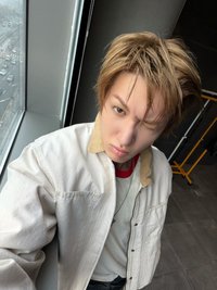 三分球後的擁抱