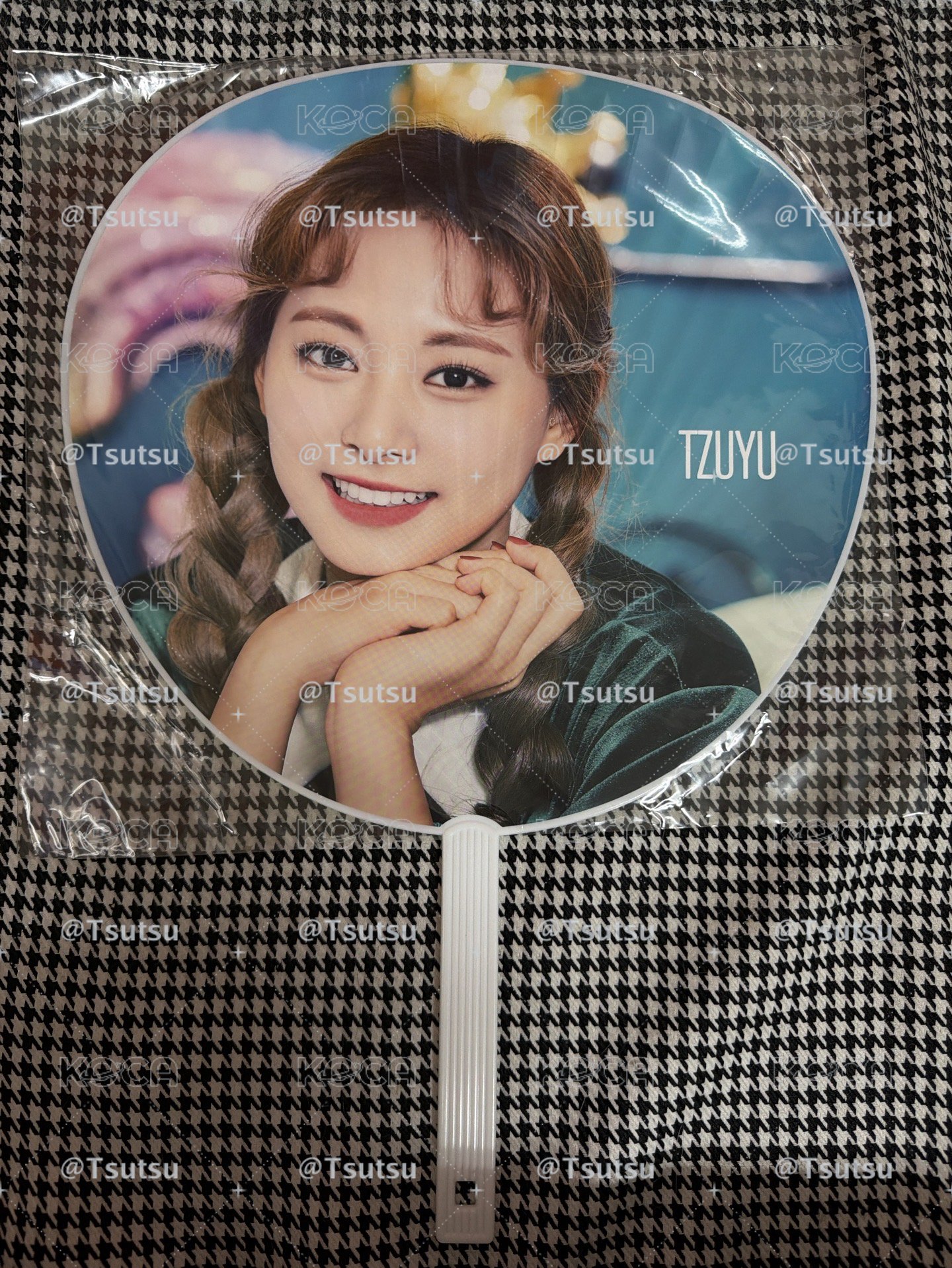 （全新有原袋，紙箱寄出）Twice 三週年日巡 周子瑜 大扇 扇子 演唱會