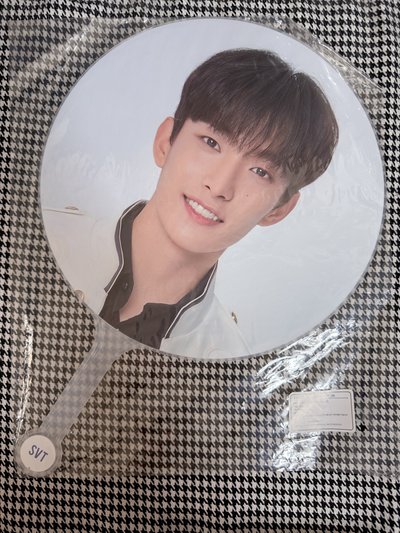 (現貨有原袋 紙箱寄出）seventeen 早期 ideal cut DK 李碩珉 軍裝 大扇 扇子