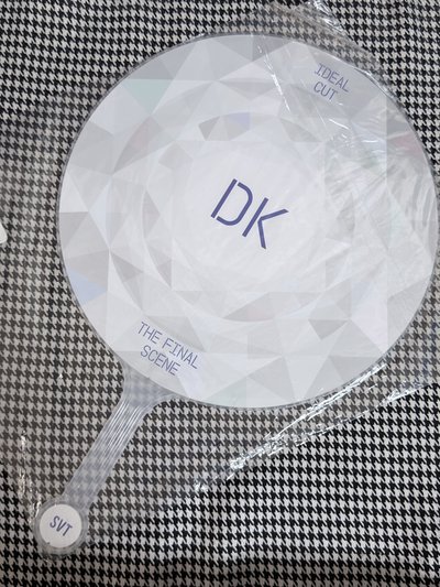 (現貨有原袋 紙箱寄出）seventeen 早期 ideal cut DK 李碩珉 軍裝 大扇 扇子