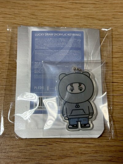 Miniteen - 隨機壓克力吊飾