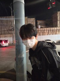 余尼相隨