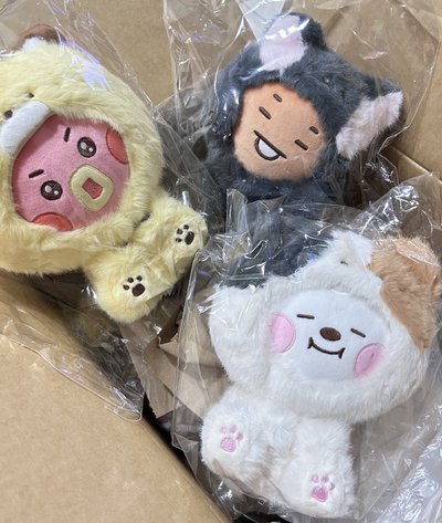 BT21 more fluffy 大娃 坐娃