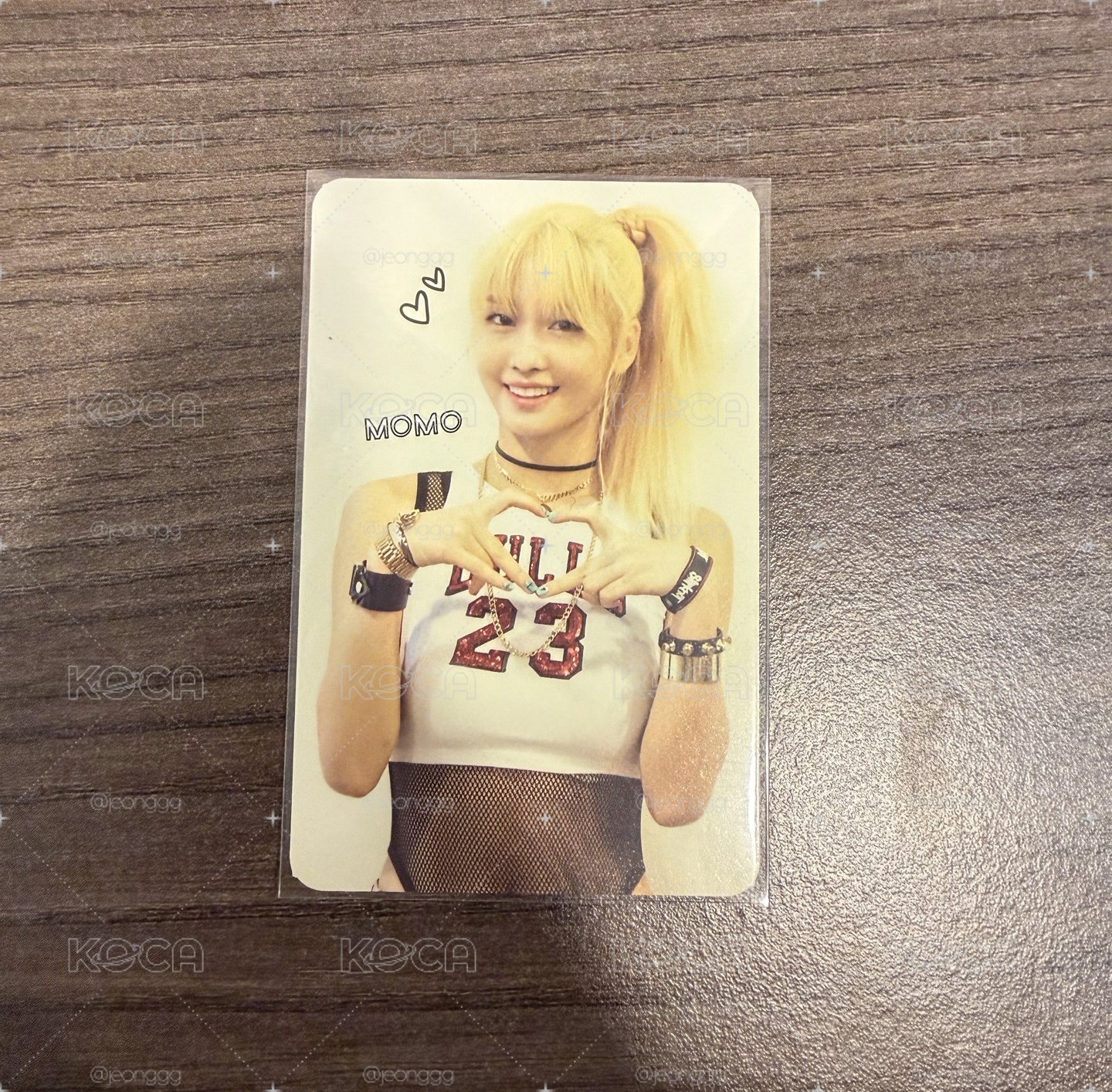 THE STORY BEGINS MOMO 小卡