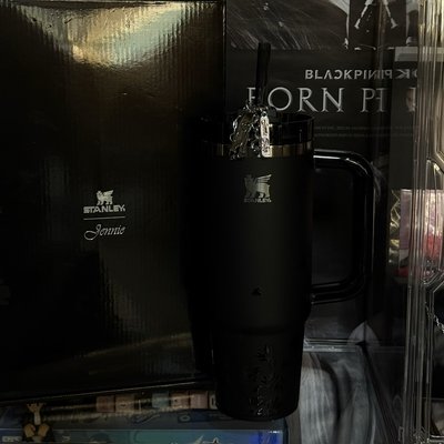 Jennie x stanly聯名水壺