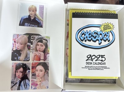 aespa 2024 年曆組 含拍立得+特典
