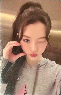 迷一 yzy 北京線下 抽選卡 