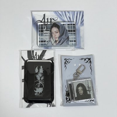 YEJI｜AIR 快閃周邊｜壓克力照片 磁吸卡套 CD吊飾