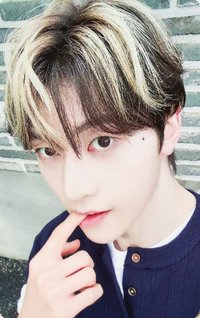 正規一 sr 簽售卡 咬手指 ver.